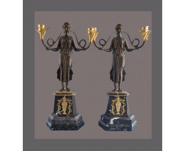 Candelabros Antiguos Pareja de Estatuas de Bronce sobre Marmol-VENDIDO