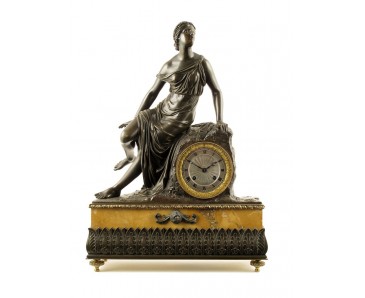 Reloj Francés Escultura Sobre Mármol de Sienna